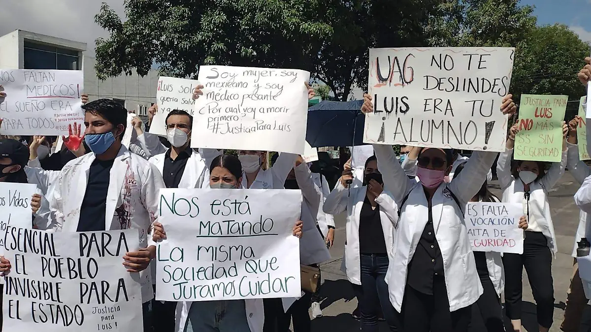 Estudiantes de la UAG